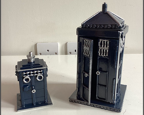 Tardis 200 mm and 150 mm